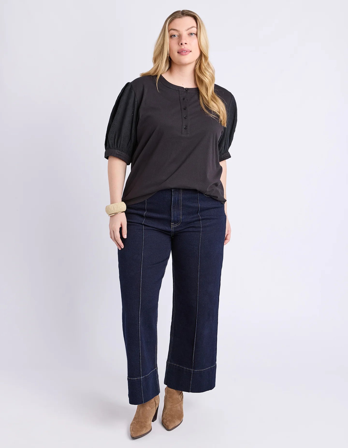 Elm Mae Top - Black | Women's Cotton Everyday Top