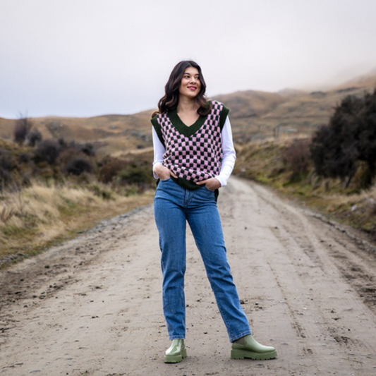 How to Layer for Warmth Without Bulk - Your Winter Guide