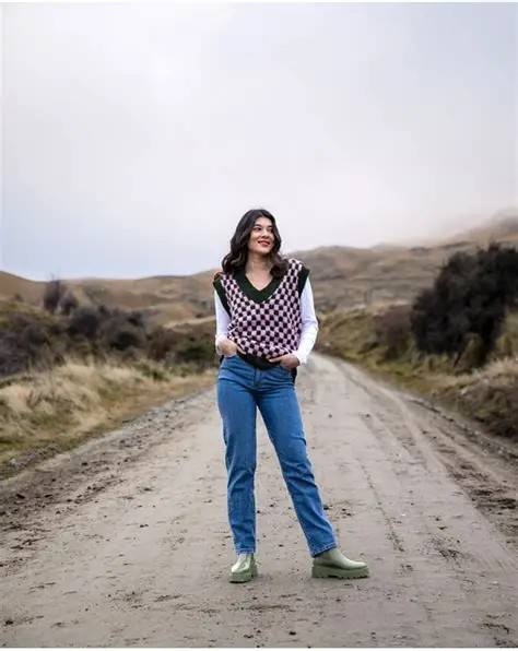 How to Layer for Warmth Without Bulk — Your Winter Guide