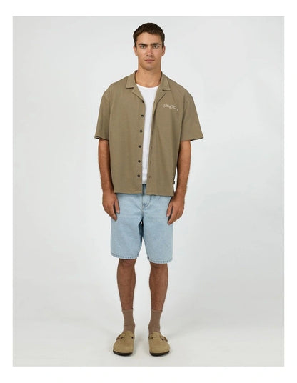 Silent Theory Rays Short Sleeve Shirt - Olive | Men's Relaxed Button‑Up Cotton Shirt