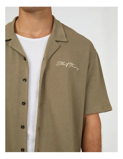 Silent Theory Rays Short Sleeve Shirt - Olive | Men's Relaxed Button‑Up Cotton Shirt