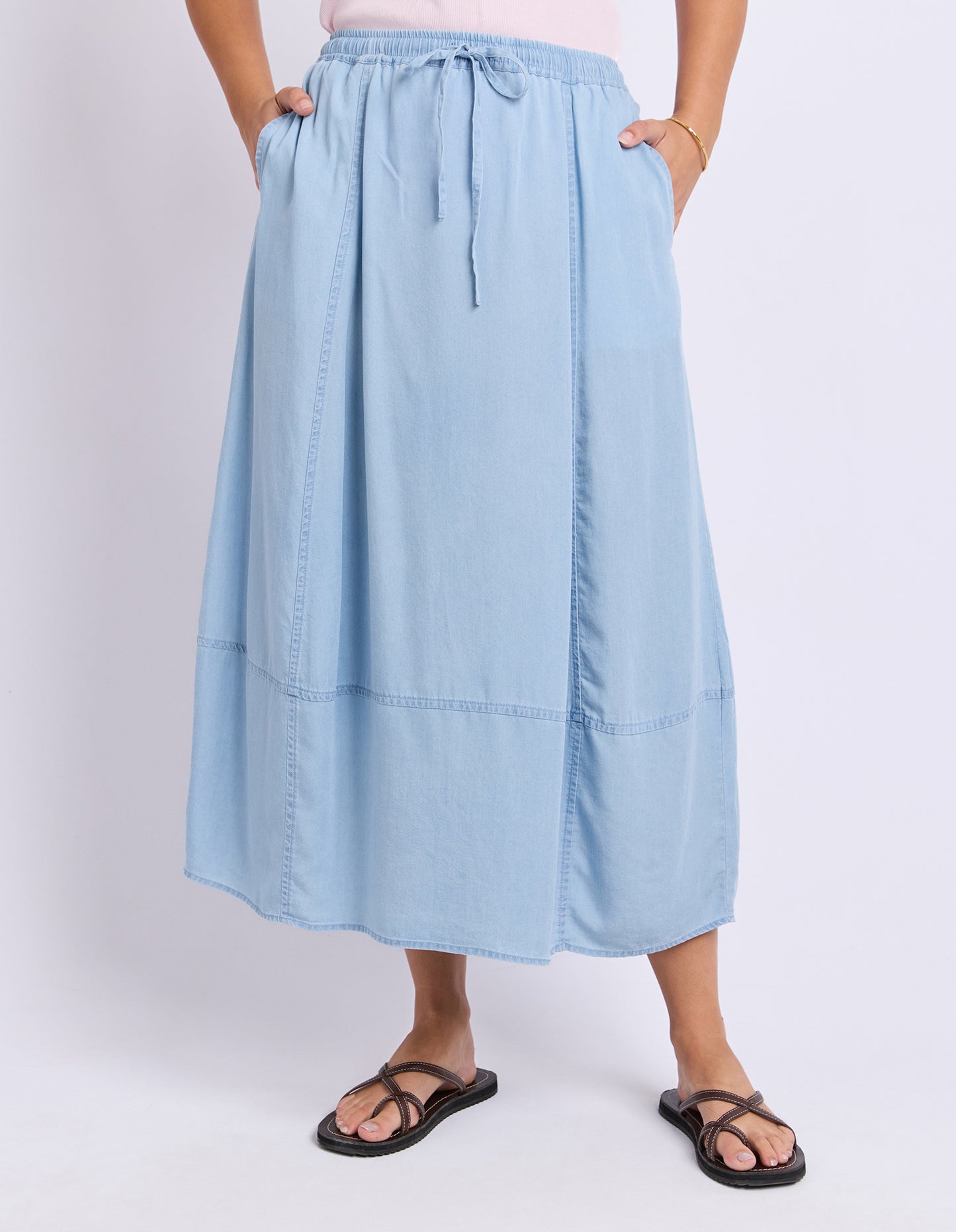 Foxwood Fresco Skirt - Light Blue | Relaxed Flowing Midi Skirt