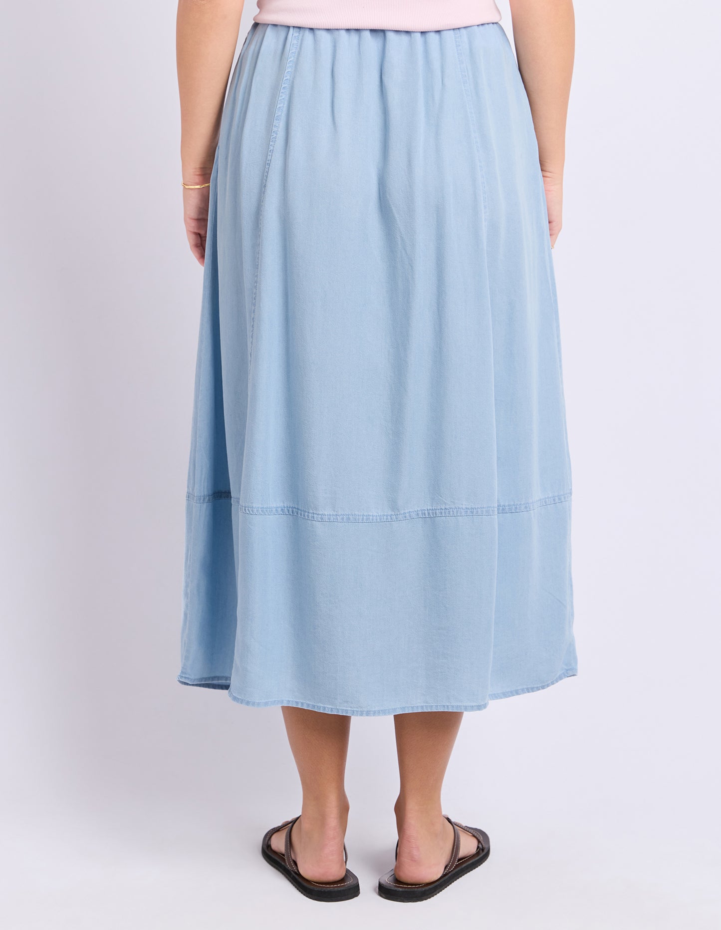 Foxwood Fresco Skirt - Light Blue | Relaxed Flowing Midi Skirt