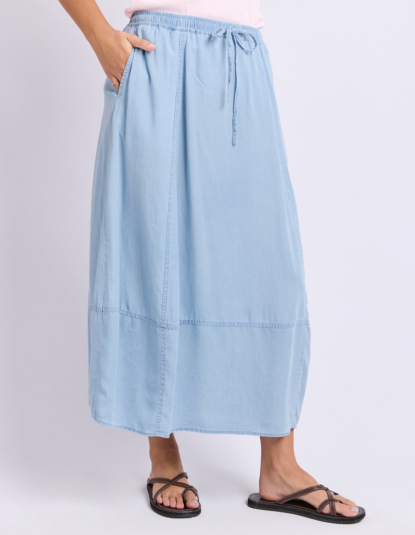 Foxwood Fresco Skirt - Light Blue | Relaxed Flowing Midi Skirt