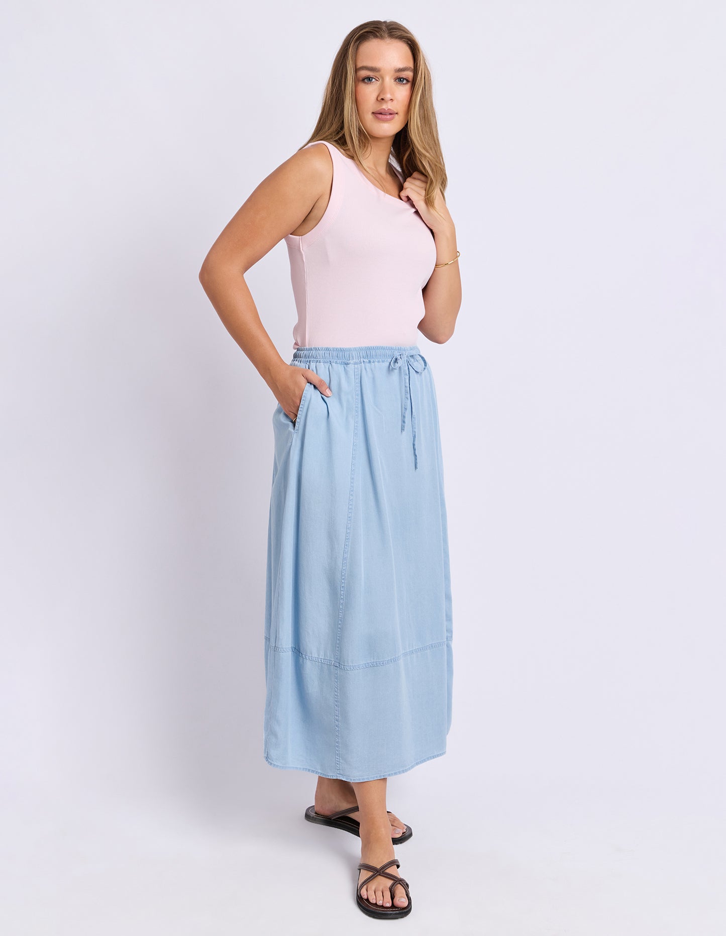 Foxwood Fresco Skirt - Light Blue | Relaxed Flowing Midi Skirt