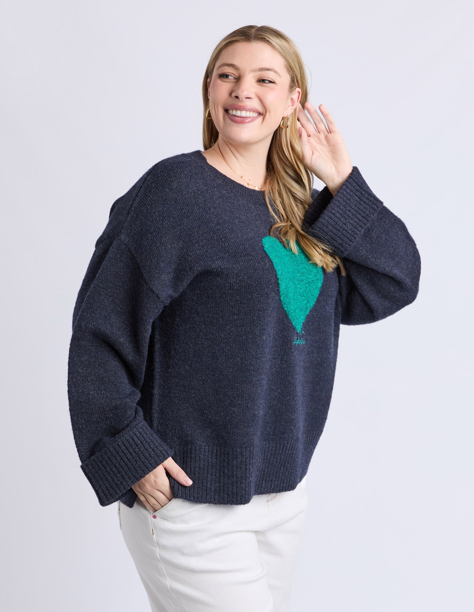 Elm oversized navy knit with heart motif
