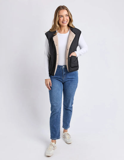 Foxwood Alberta Vest - Black | Women’s Quilted Sherpa Vest