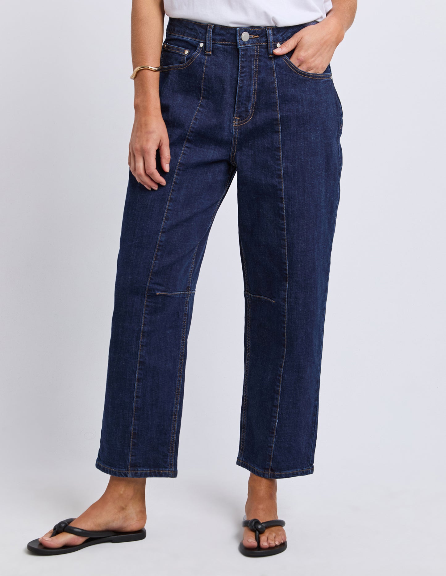 Foxwood Ambrose Barrel Jean - Indigo Denim | Women's Stretch Barrel Leg Denim Jean