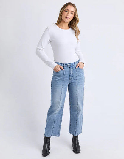 Foxwood Ambrose Barrel Jean - Light Blue Wash | Women's Stretch Barrel Leg Denim Jean