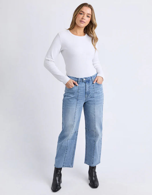 Foxwood Ambrose Barrel Jean - Light Blue Wash | Women's Stretch Barrel Leg Denim Jean