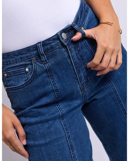 Foxwood Ambrose Barrel Jean - Mid Blue | Women’s Stretch Denim Jeans