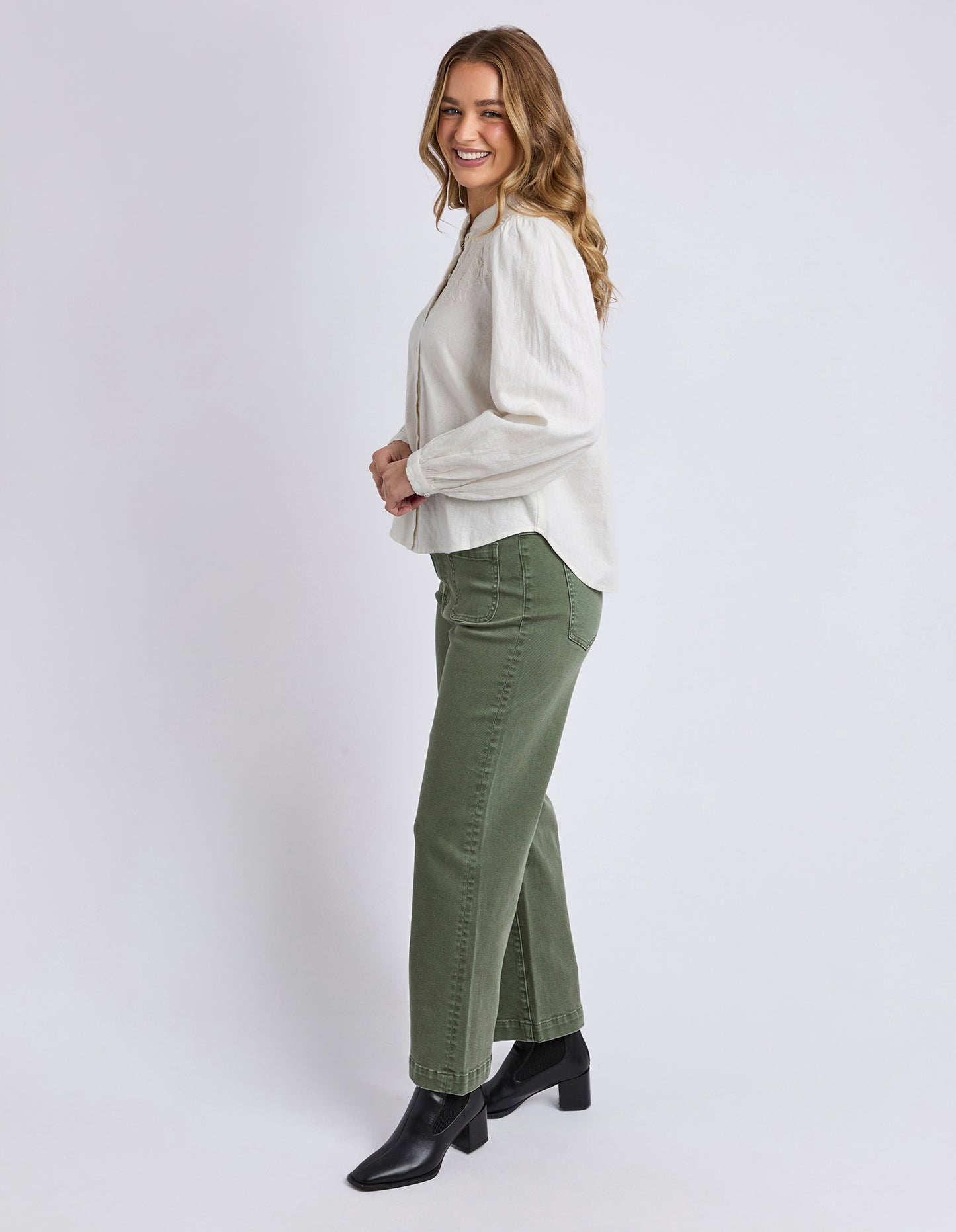 Foxwood Eleanor Top - Vintage White | Women's Linen Blend Embroidered Button Blouse
