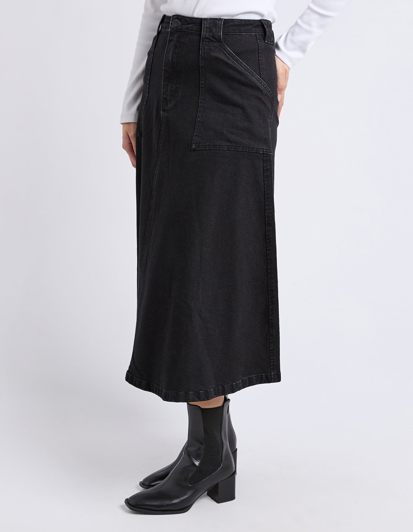 Foxwood Potter Skirt - Washed Black | Women’s Stretch Cotton Midi Denim Skirt