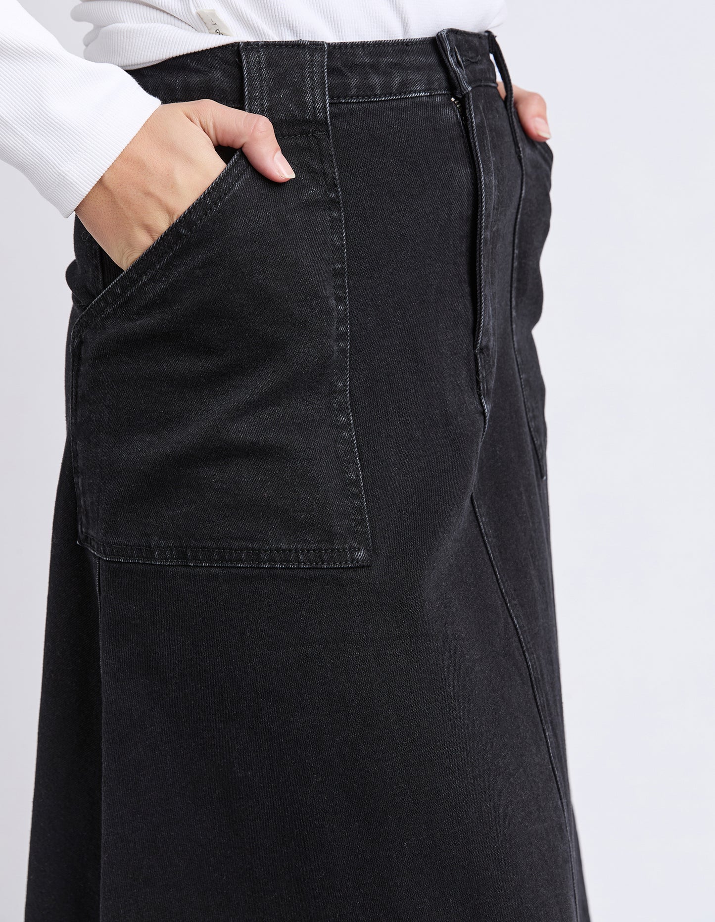 Foxwood Potter Skirt - Washed Black | Women’s Stretch Cotton Midi Denim Skirt