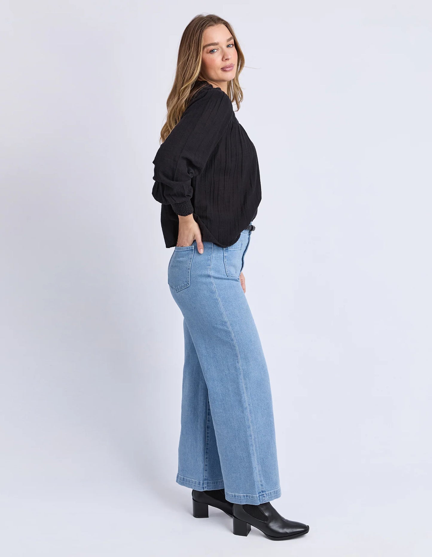Foxwood Whitney Top - Black | Women’s Cotton Shirred Top
