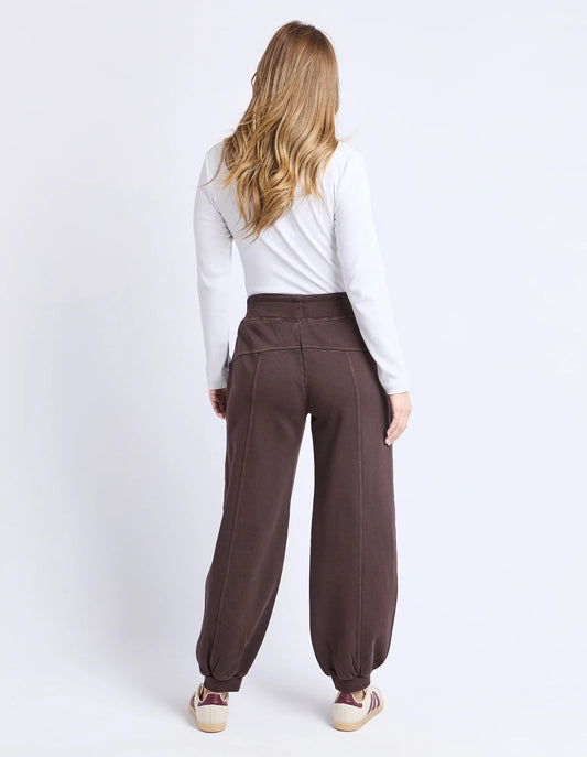 Foxwood Leo Trackpant - Coffee | Women’s Everyday Cotton Trackpants