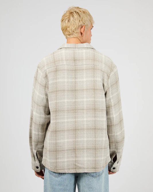 “Silent Theory grey check overshirt – relaxed fit men’s clothing”